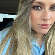 Profesora de lengua y literatura desde primaria hasta bachillerato